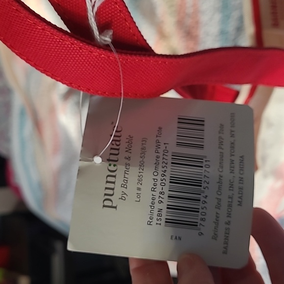 Barnes and Noble - Picture 7 of 8